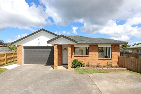 Photo of property in 23 Greenberry Drive, Ranui, Auckland, 0612