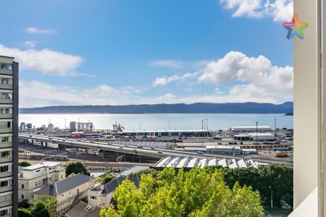Photo of property in Grosvenor Flats, 19 Cottleville Terrace, Thorndon, Wellington, 6011