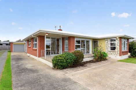 Photo of property in 15 Kingsley Street, St Andrews, Hamilton, 3200