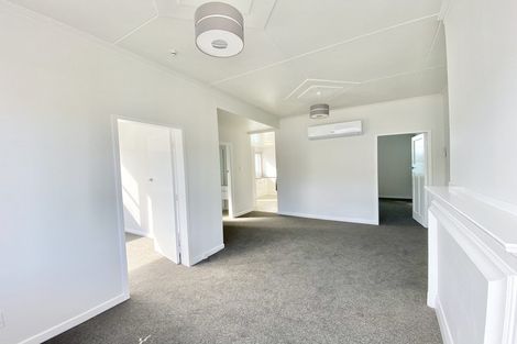 Photo of property in 18 Tamar Street, Island Bay, Wellington, 6023