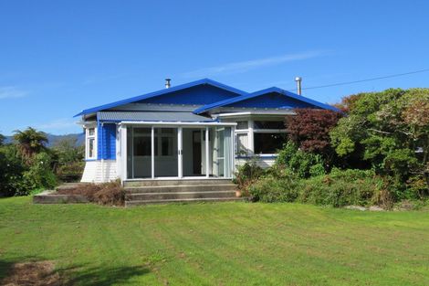 Photo of property in 116 Brougham Street, Westport, 7825