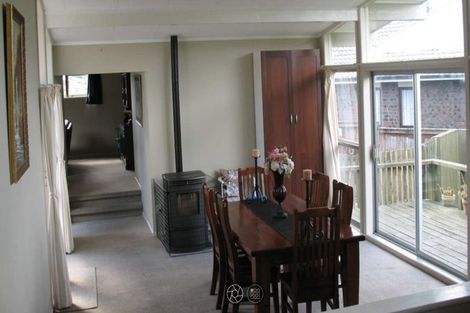 Photo of property in 11 Sirius Place, Botany Downs, Auckland, 2010
