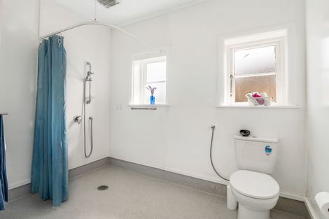 Photo of property in 31 Jackson Street, College Estate, Whanganui, 4500