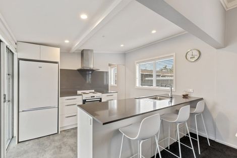 Photo of property in 27 Tukapa Street, Westown, New Plymouth, 4310