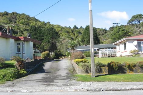 Photo of property in 37 Main South Road, Karoro, Greymouth, 7805