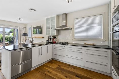 Photo of property in 48 Garreg Road, Bryndwr, Christchurch, 8052