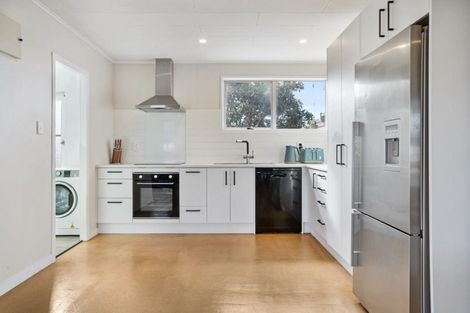 Photo of property in 200 Tamaki Road, Whangamata, 3620