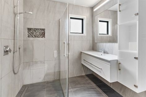 Photo of property in 30a Brougham Street, Westport, 7825