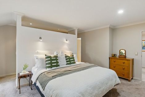 Photo of property in 5 Cadastral Court, Paraparaumu, 5032