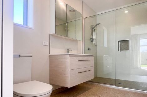 Photo of property in 29 Selfe Crescent, Burwood, Christchurch, 8083