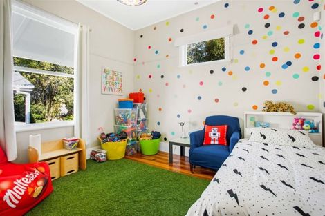 Photo of property in 139 Titirangi Road, New Lynn, Auckland, 0600