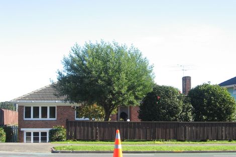 Photo of property in 141 Great South Road, Manurewa, Auckland, 2102