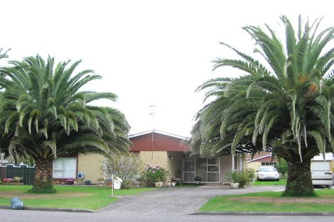 Photo of property in 25 Kapanui Road, Waikanae, 5036