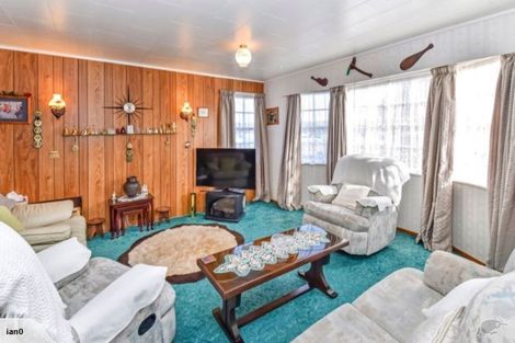 Photo of property in 173 Mahia Road, Wattle Downs, Auckland, 2103