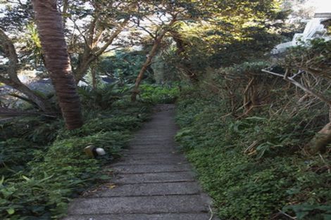 Photo of property in 112 Queen Street, Northcote Point, Auckland, 0627