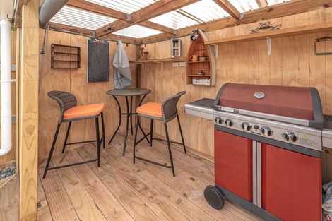 Photo of property in 29 Laird Street, Castlecliff, Whanganui, 4501