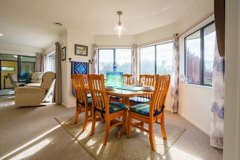 Photo of property in 5 Caversham Drive, Rototuna, Hamilton, 3210