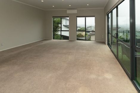 Photo of property in 74 Oakway Drive, Schnapper Rock, Auckland, 0632