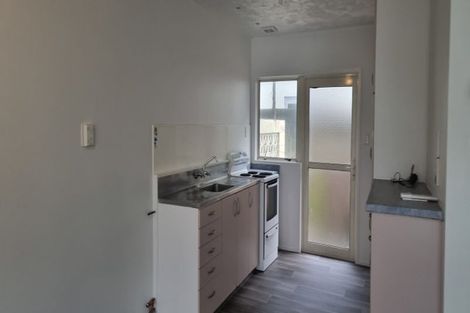 Photo of property in 2/181 Marine Parade, Mount Maunganui, 3116