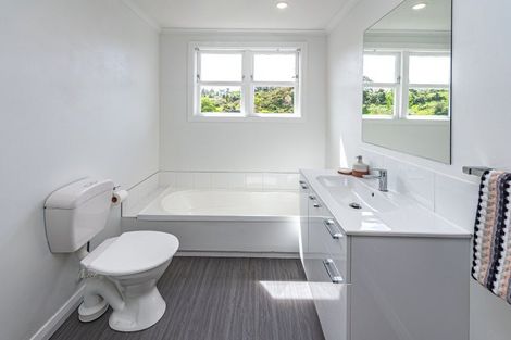 Photo of property in 21 Portal Street, Durie Hill, Whanganui, 4500