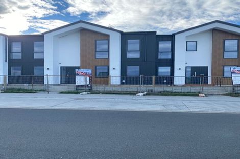 Photo of property in 6 Atutahi Lane, Papamoa Beach, 3118