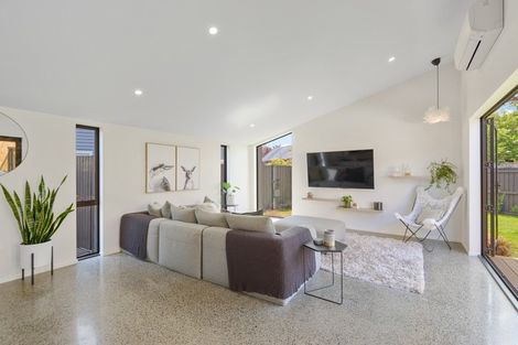 Photo of property in 98 Osborne Street, Waltham, Christchurch, 8011