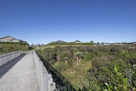 Photo of property in 34 Ara Kakara Avenue, Huapai, Kumeu, 0810