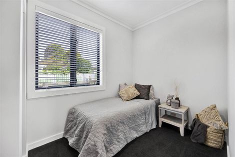 Photo of property in 186 South Road, Hawera, 4610