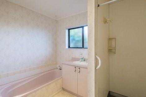 Photo of property in 46 Bluegum Road, Paraparaumu Beach, Paraparaumu, 5032