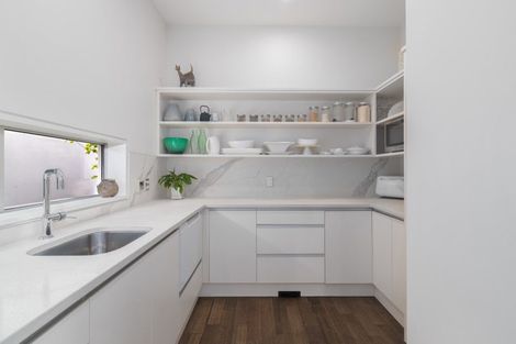 Photo of property in 45 Waiwetu Street, Fendalton, Christchurch, 8052