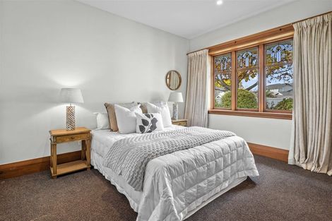 Photo of property in 1 Bradnor Road, Fendalton, Christchurch, 8052