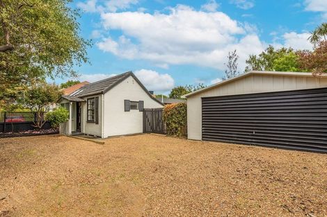 Photo of property in 37 Somerset Crescent, Spreydon, Christchurch, 8024