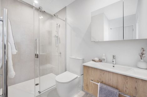 Photo of property in 15 Fencible Drive, Howick, Auckland, 2014