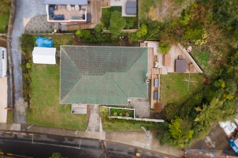 Photo of property in 1 Rimu Street, Tawa, Wellington, 5028