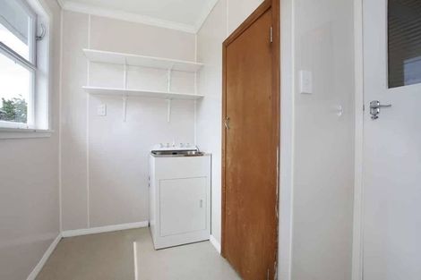 Photo of property in 8 Nairn Crescent, Awapuni, Palmerston North, 4412