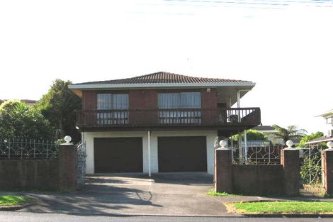 Photo of property in 115 Golf Road, New Lynn, Auckland, 0600