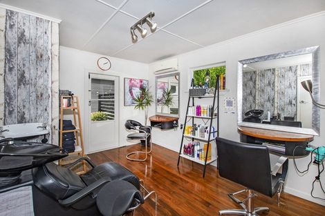 Photo of property in 21 Station Road, Te Kamo, Whangarei, 0112