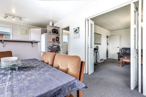 Photo of property in 1 Poaka Avenue, Dinsdale, Hamilton, 3204