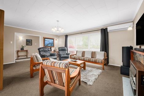 Photo of property in 46 Chedworth Avenue, Chedworth, Hamilton, 3210