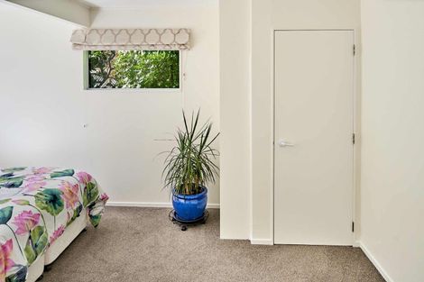 Photo of property in 39 James Cook Drive, Whitby, Porirua, 5024