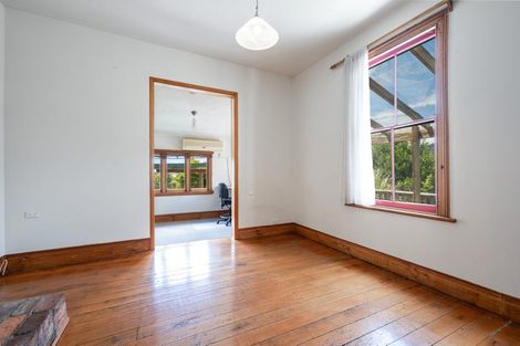 Photo of property in 50 Wellington Street, Nelson South, Nelson, 7010