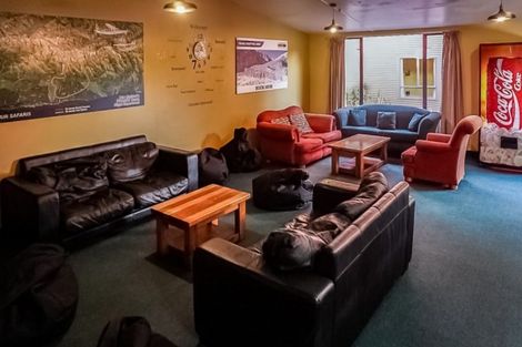Photo of property in 9 Cron Avenue, Te Atatu South, Auckland, 0610