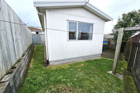 Photo of property in 10a Paritutu Road, Spotswood, New Plymouth, 4310