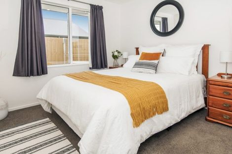 Photo of property in 30 Burnham School Road, Rolleston, 7614