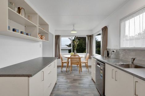 Photo of property in 14 Acacia Place, Bell Block, New Plymouth, 4312