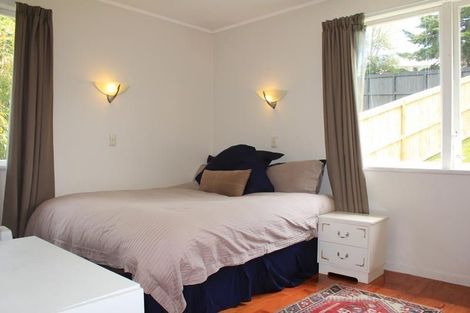 Photo of property in 5 Mcphail Street, Birkdale, Auckland, 0626