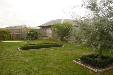 Photo of property in 129 Saint James Drive, Huntington, Hamilton, 3210