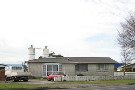 Photo of property in 458 Broadway, Stratford, 4332