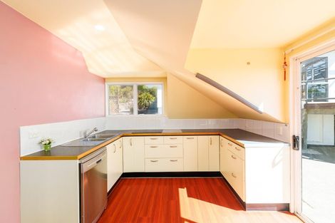 Photo of property in 12 Belleview Terrace, Mount Pleasant, Christchurch, 8081