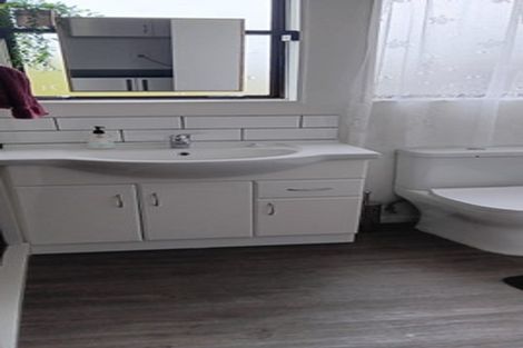 Photo of property in 16 Hunter Street, Westport, 7825